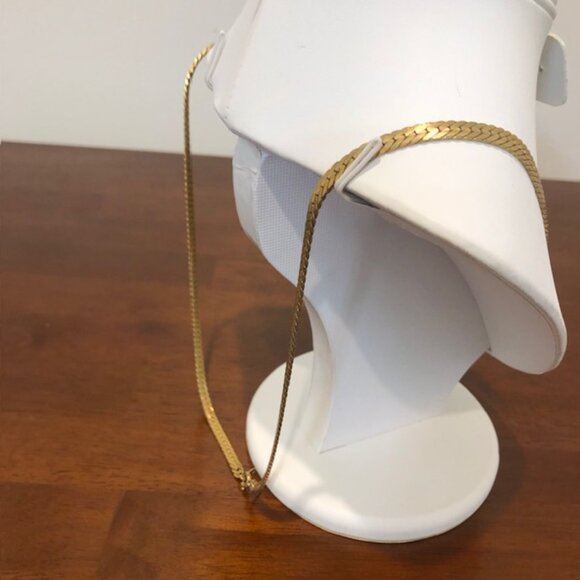 Vintage Gold Tone Long Chain. - Picture 6 of 12